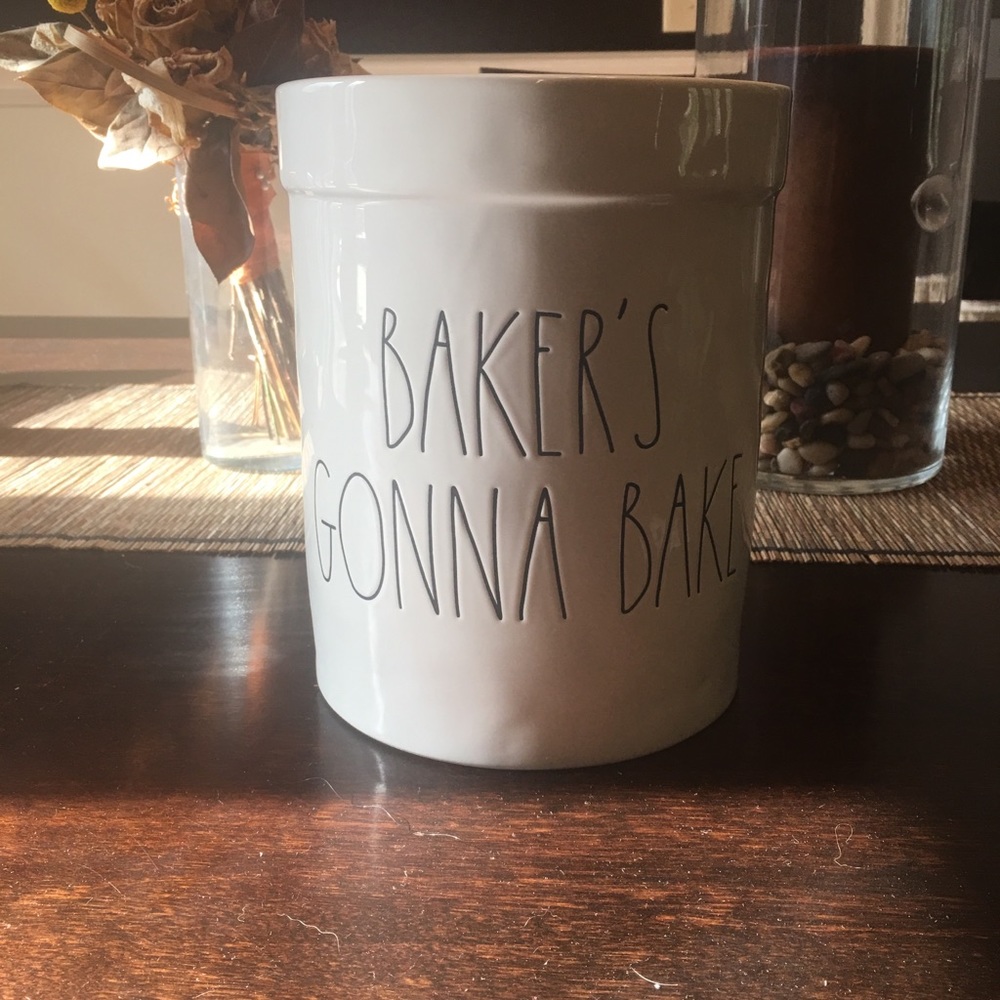 Rae Dunn Bakers Gonna Bake Large Canister